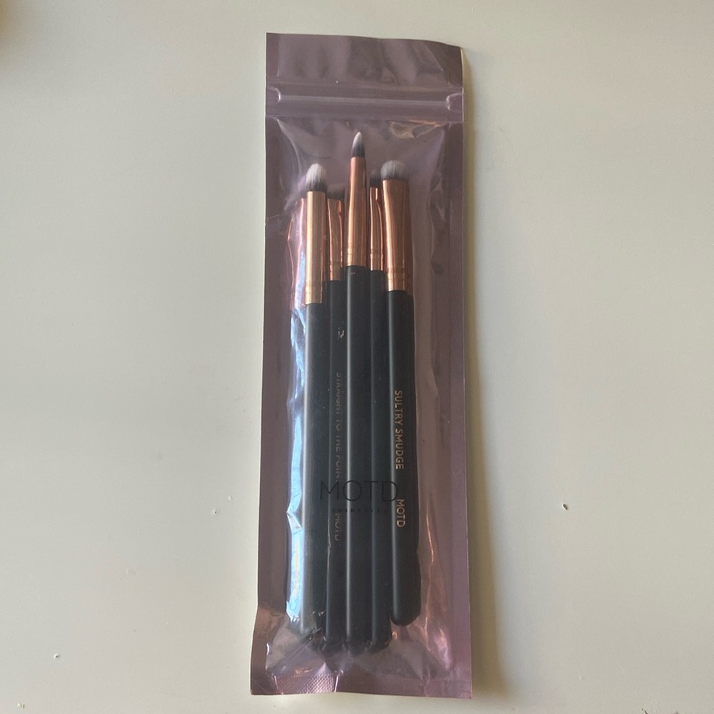 MOTD makeup brushes